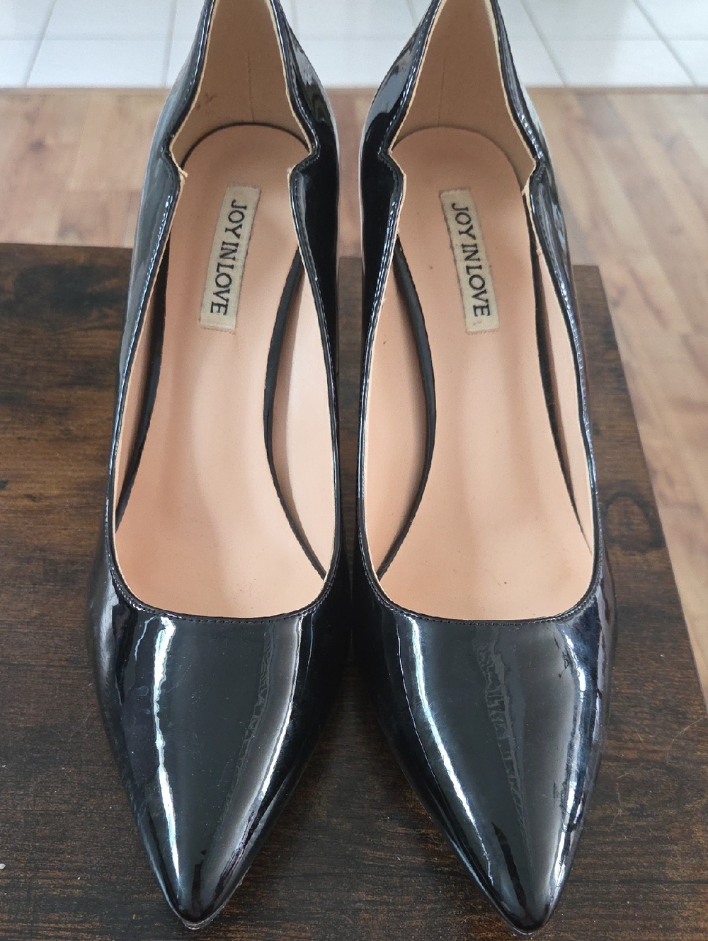 JOY INLOVE Black Patent Pointed Pumps — Classic Women's Heels